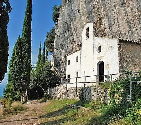 La Piazzetta Гарньяно