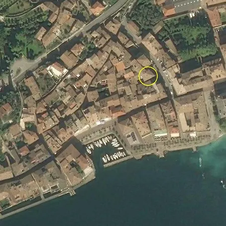 Апартаменты La Piazzetta Гарньяно